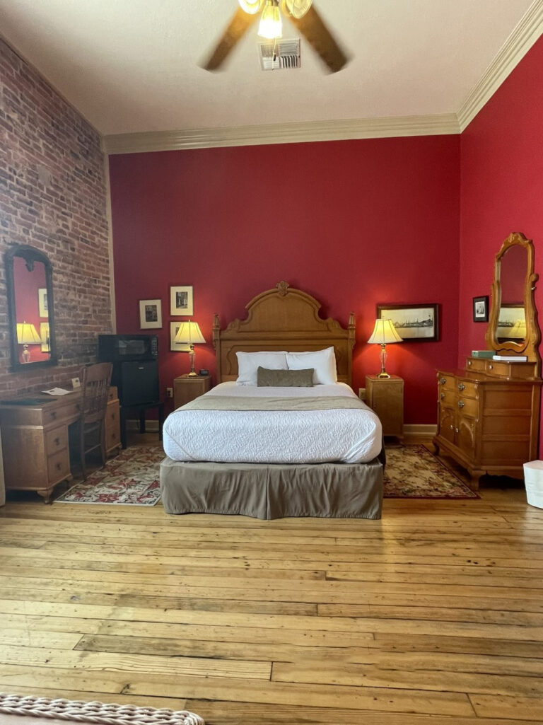 Room 16